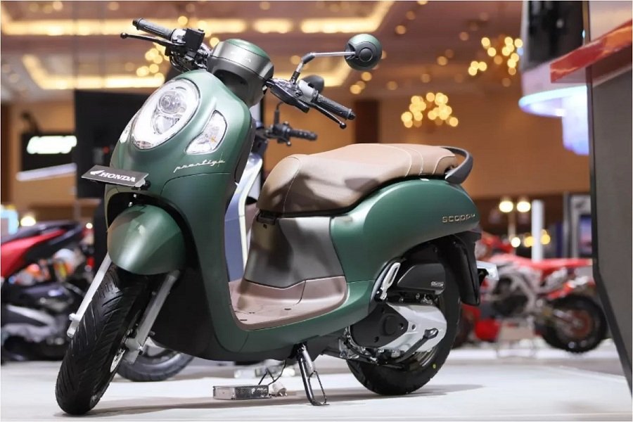 Berkilau di Tahun 2024! All New Honda Scoopy Tiba dengan Mesin dan Fitur Baru, Harga Terjangkau Bikin Terpesona!