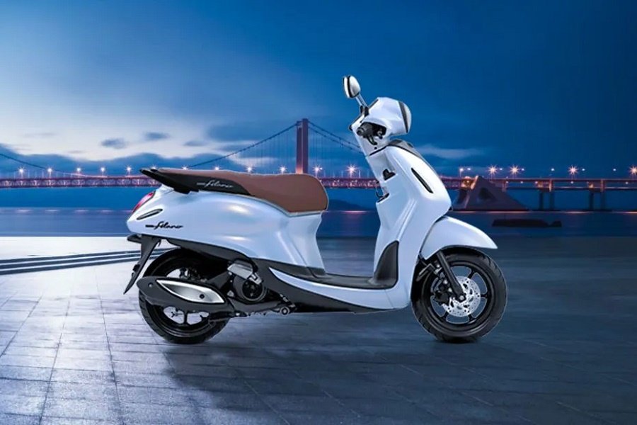 Modern dan Efisien! Yamaha Grand Filano Hybrid 2024