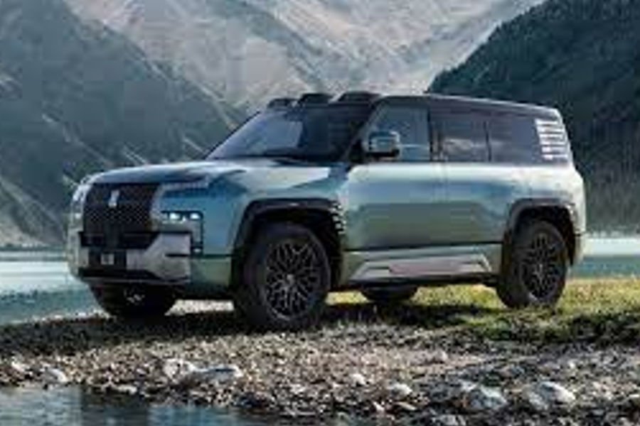 BYD YangWang U8 SUV Canggih yang Bisa Mengapung di Air