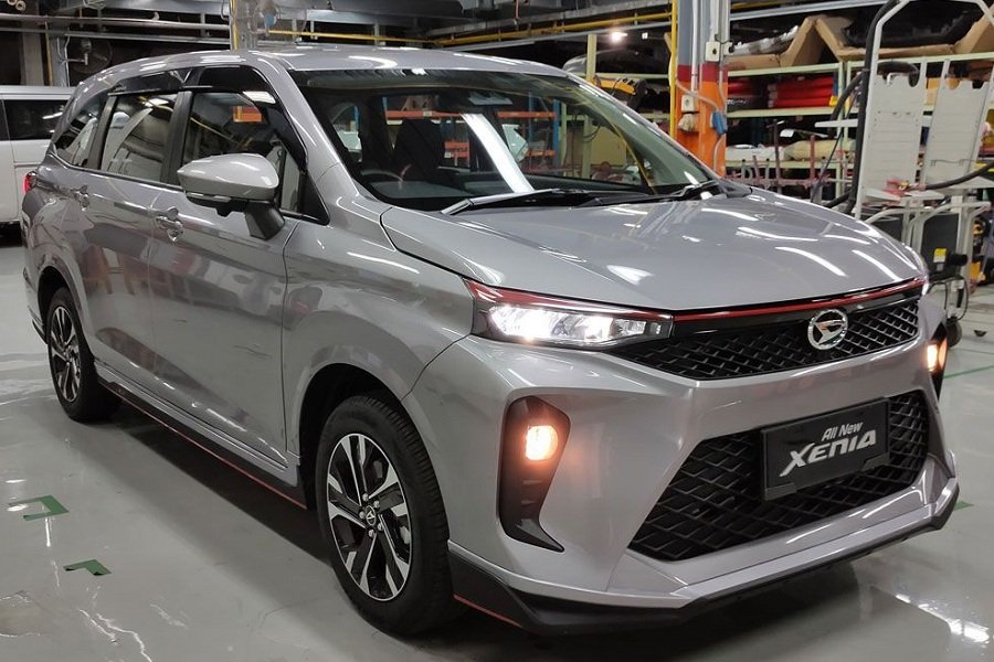 Ini Rahasia Tersembunyi Mengapa Daihatsu Xenia Lebih Unggul dari Toyota Avanza! Anda Harus Tahu!