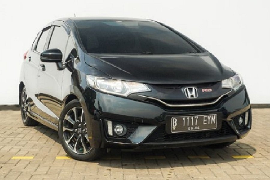 Segera Dapatkan Mobil Impian Anda Honda Jazz Tahun 2016 Hanya Rp100 Jutaan!