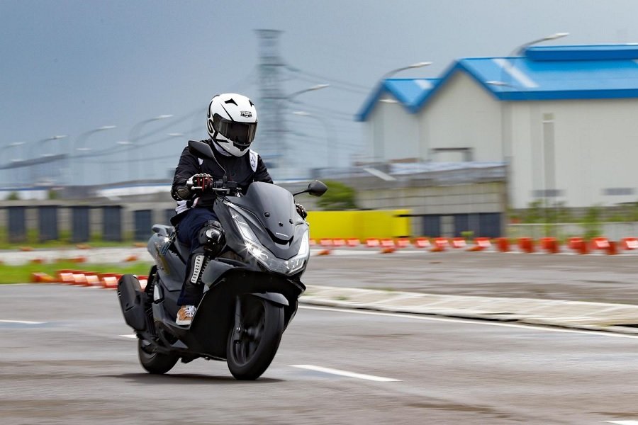 Terkuak Yamaha Nmax 2024 Meluncur dengan Desain Super Futuristis dan Fitur Canggih, Makin Keren dari PCX 160