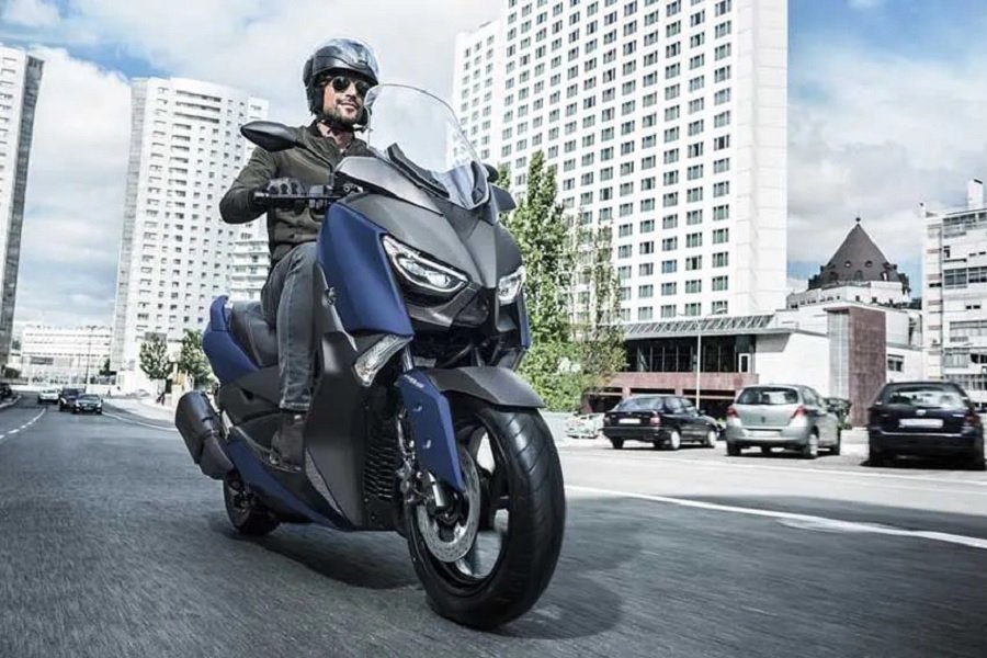 Terungkap! Rahasia XMAX 250 2024 yang Bikin Lawan-Lawan Gemetar!