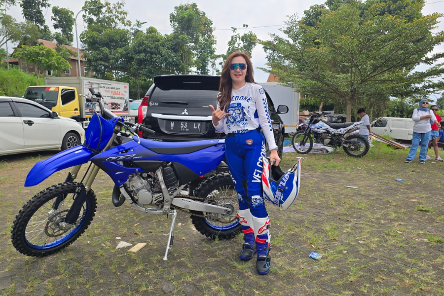 Shelita.95 Gaspol di Yamaha