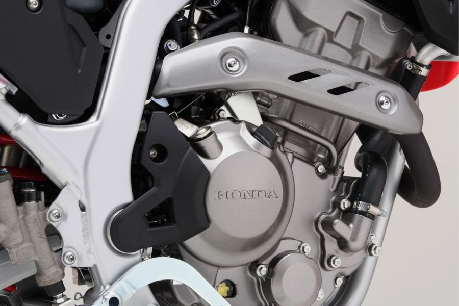 mesin 250cc DOHC