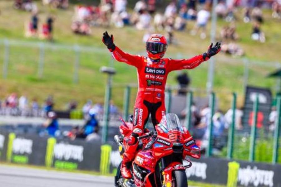 Eks Pembalap MotoGP Ruben Xaus: “Manuver Marc Marquez di Tikungan Tak Bisa Ditiru Pembalap Lain!”