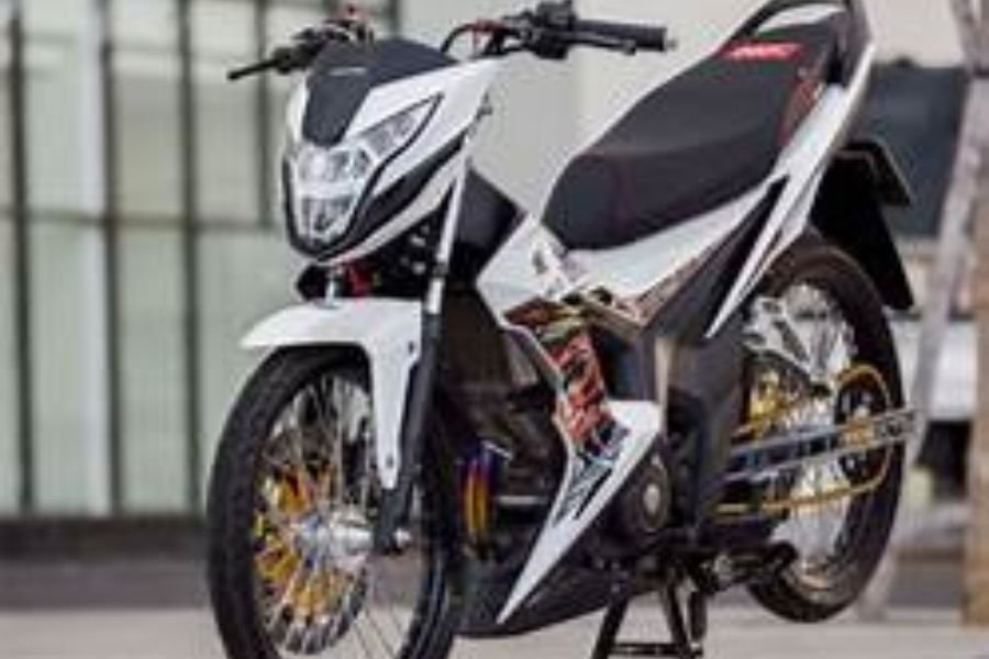 Desain Ergonomis Sonic 150R: Nyaman Buat Rider Remaja Indonesia