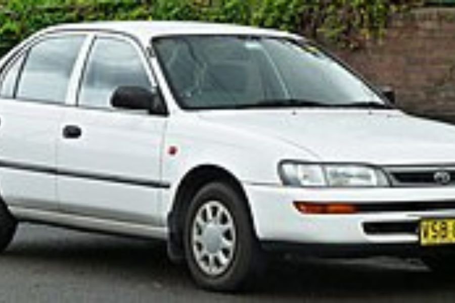 Generasi Ketujuh Toyota Corolla (E100; 1991): Transformasi Aerodinamis Era 90-an