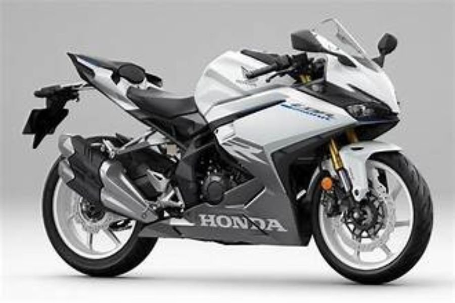 2025 Honda CBR250RR: Siap Membuktikan Diri Sebagai Superbike Ringan Terbaik?