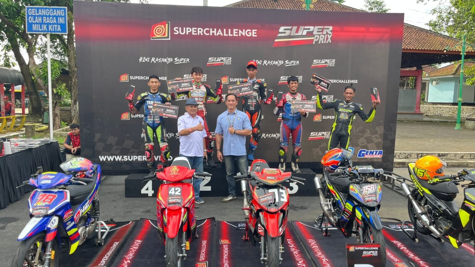 Garapan Bayu Solebah Bikin Geger! F1ZR “Bekantan” Antar Akbar Abud Juara di Bebek 2T 116cc Superchallenge Superprix 2025 Purwokerto