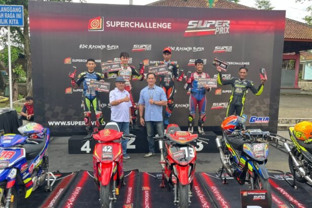 Garapan Bayu Solebah Bikin Geger! F1ZR “Bekantan” Antar Akbar Abud Juara di Bebek 2T 116cc Superchallenge Superprix 2025 Purwokerto