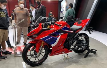 Harga Honda CBR150R Tembus Rp 44 Juta di Jaksel! Masih Worth It? Strategi Astra Honda Motor Terungkap