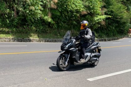 Rekomendasi Motor Honda dengan Tangki Besar untuk Touring Jarak Jauh dan Hemat BBM!