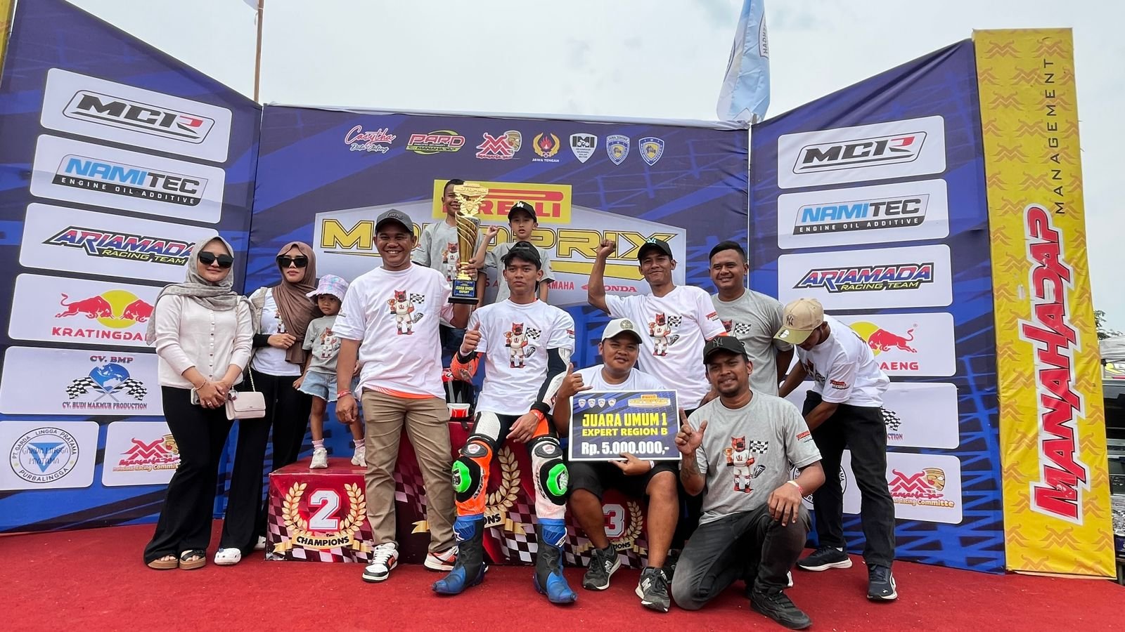 Akbar Abud Pecah Telur Juara Region! EFJE Racing dan MX-King Racetech Bikin Geger Kelas MP1 Motoprix 2025