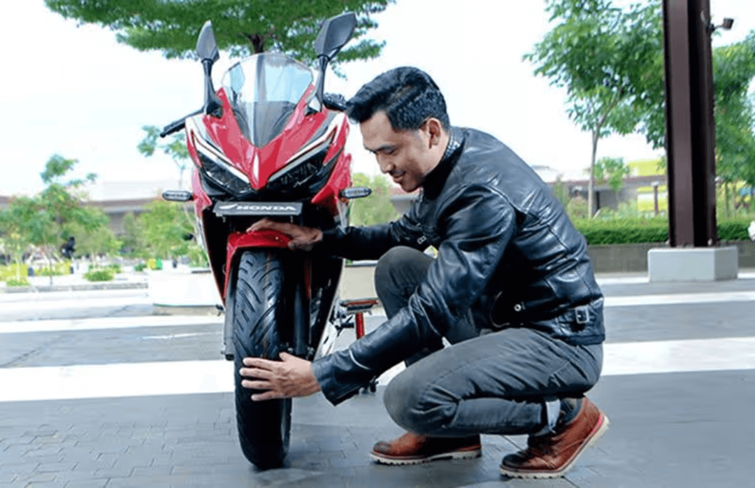 Tutup Pentil Ban Motor Hilang? Jangan Diabaikan, Bisa Bikin Celaka!