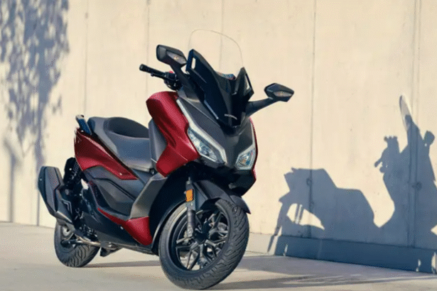 Honda Forza 250: Skutik Premium untuk Touring dan Gaya Hidup Urban