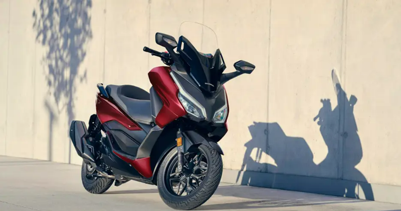 Honda Forza 250: Skutik Premium untuk Touring dan Gaya Hidup Urban