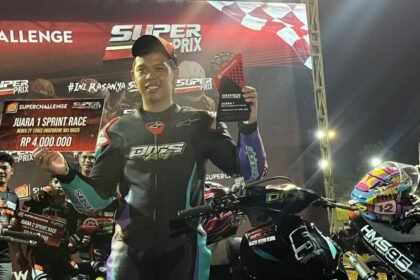 Willman Hammar bangkit dari posisi belakang dan berhasil juara sprint race Underbone 130 Superprix 2026 Tasikmalaya bersama Dits Racing.
