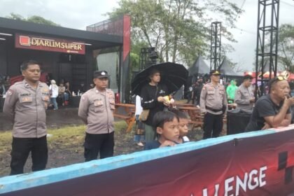 30 personel kepolisian disiagakan di hari terakhir Superprix 2026 Tasikmalaya untuk mengamankan lonjakan penonton dan memastikan acara berjalan kondusif