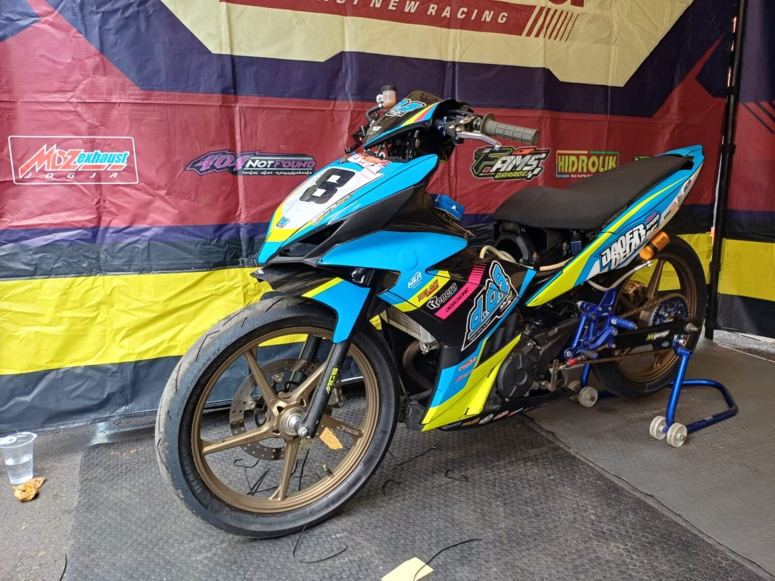 Motor Yamaha MX King garapan Andis Dos Muffler dipastikan ambil bagian dalam ajang Road Race Purbalingga. Pada balapan kali ini, motor tersebut akan ditunggangi Pandu yang siap bersaing di kelas 4T 150 Novice.