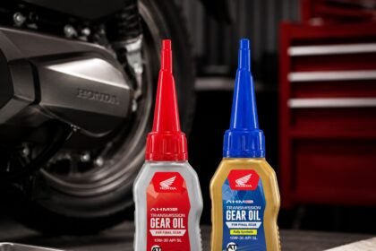 Kapan waktu yang tepat mengganti oli gardan motor matik? Kenali tanda oli gardan bermasalah, interval penggantian, dan tips memilih pelumas yang sesuai.