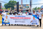 IMI Jambi membagikan 2.000 masker kepada warga di tengah kabut asap Kota Jambi.
