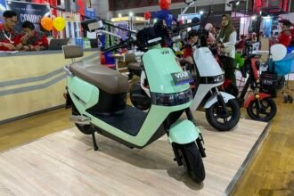 Motor listrik Viar dipamerkan dalam ajang otomotif